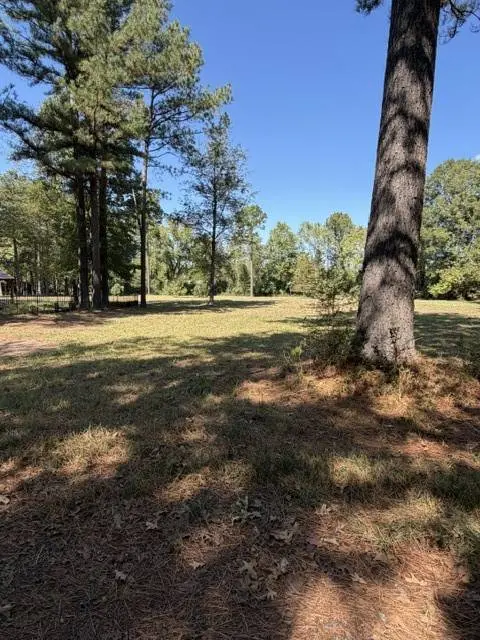 395 Crossgate Dr