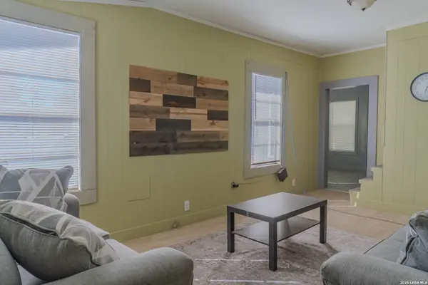 918 new laredo, San Antonio, TX 78211