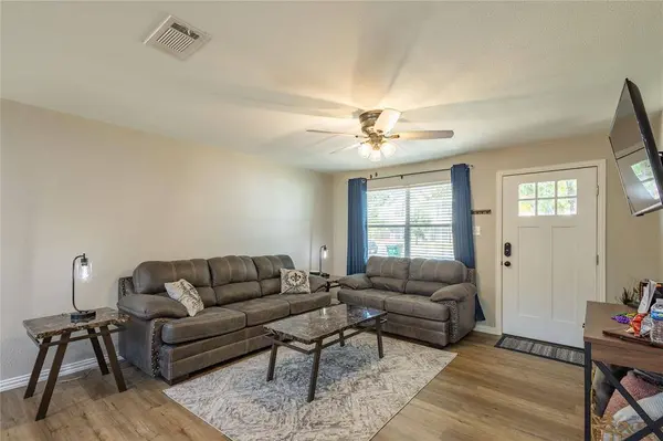 1660 W Cage Street, Stephenville, TX 76401