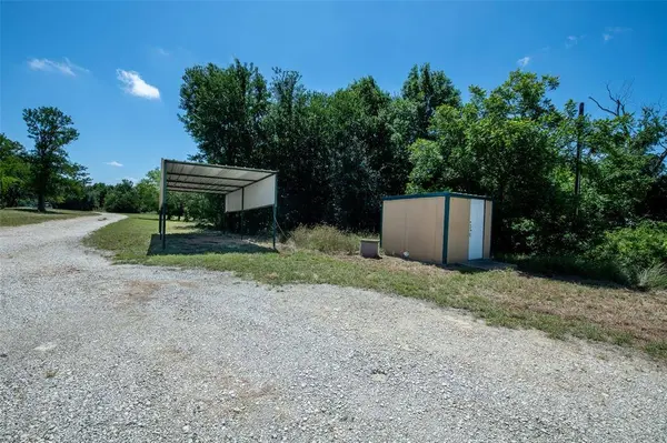 1075 County Road 270, Hico, TX 76457