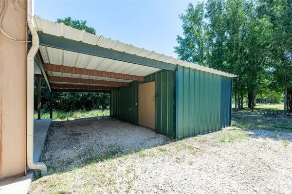 1075 County Road 270, Hico, TX 76457