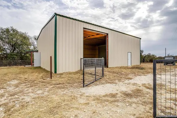 2523 County Road 218, Hico, TX 76457