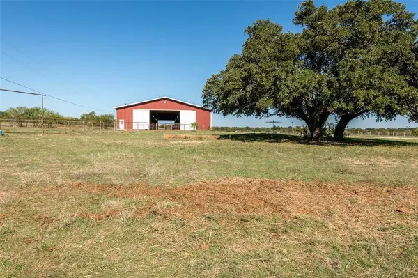1868 County Road 3208, Hico, TX 76457