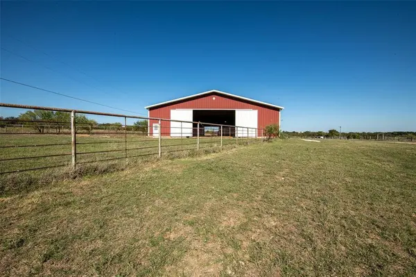1868 County Road 3208, Hico, TX 76457