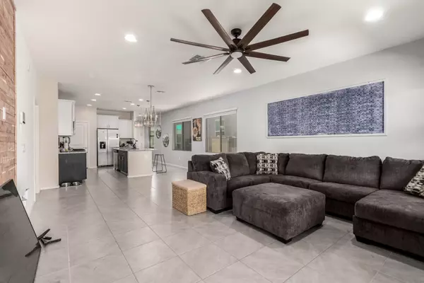 7688 S Via Perfecta, Tucson, AZ 85756-0082