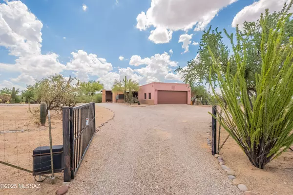 10301 N Camino De Oeste, Tucson, AZ 85742