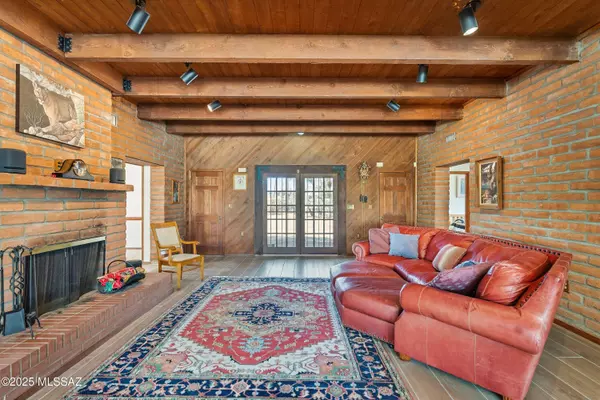 10301 N Camino De Oeste, Tucson, AZ 85742