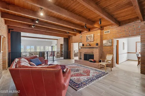 10301 N Camino de Oeste, Tucson, AZ 85742-9191