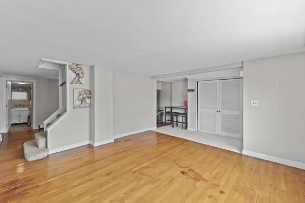 59 Summer Ave, Stoughton, MA 02072