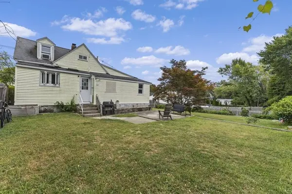 59 Summer Ave, Stoughton, MA 02072