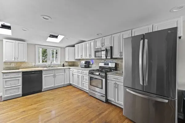 59 Summer Ave, Stoughton, MA 02072