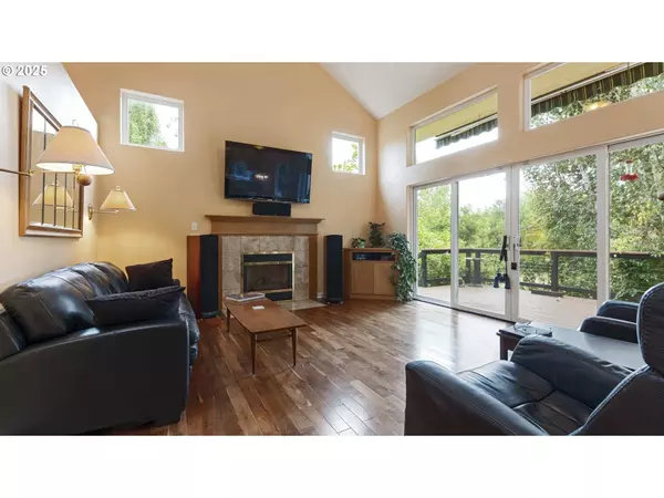 5745 SW RIVER RD, Hillsboro, OR 97123