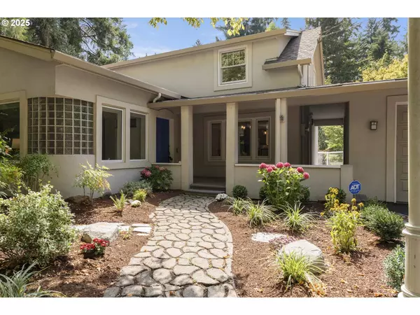 1604 COUNTRY CLUB RD, Lake Oswego, OR 97034