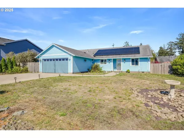 1015 SW 2ND ST, Warrenton, OR 97146