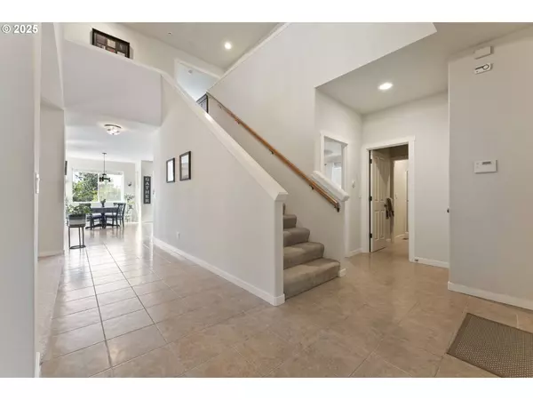 12330 SW THORNWOOD DR, Portland, OR 97224