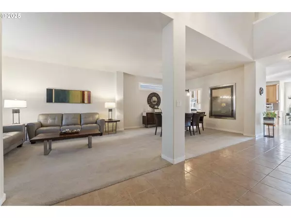 12330 SW THORNWOOD DR, Portland, OR 97224