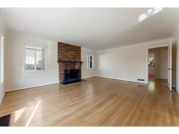 1408 NE 114TH AVE, Portland, OR 97220