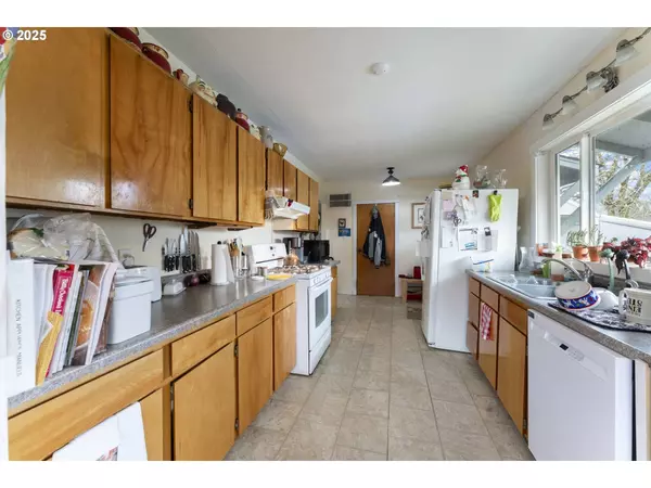 1160 ROSE AVE, Vernonia, OR 97064