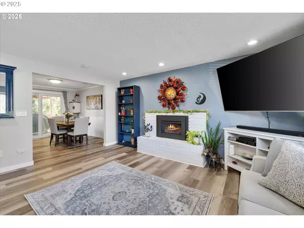 1460 CORNELL AVE, Gladstone, OR 97027