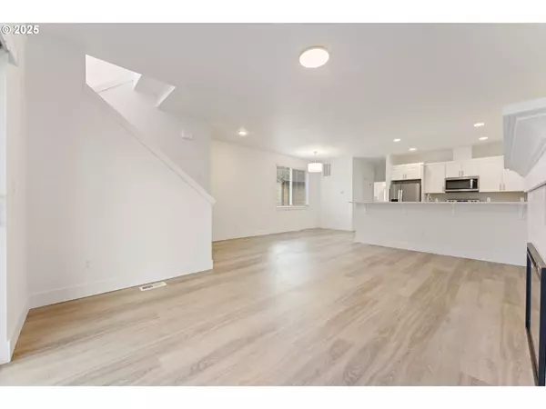 3037 SW SHERMAN PL, Beaverton, OR 97003