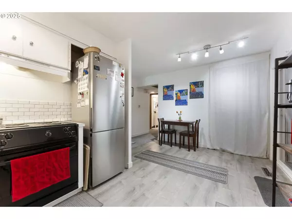 11760 SW KING GEORGE DR, Portland, OR 97224