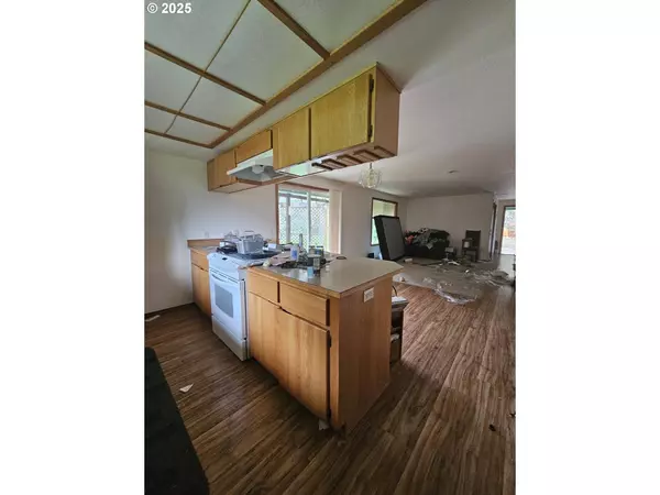 71614 FISHHAWK RD, Birkenfeld, OR 97016