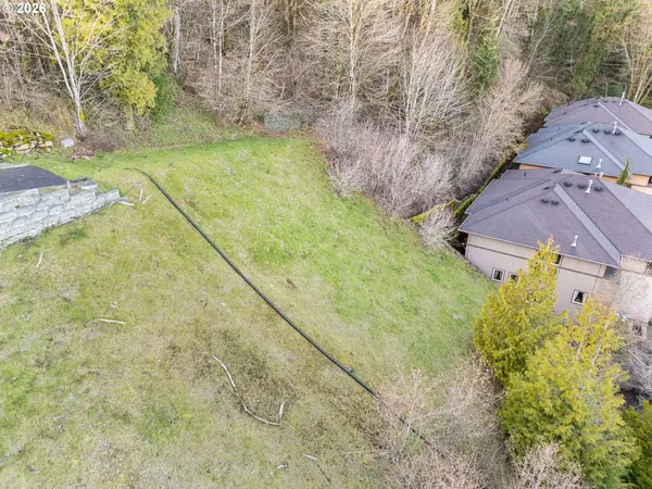 318 NW SKYLINE BLVD #6, Portland, OR 97210