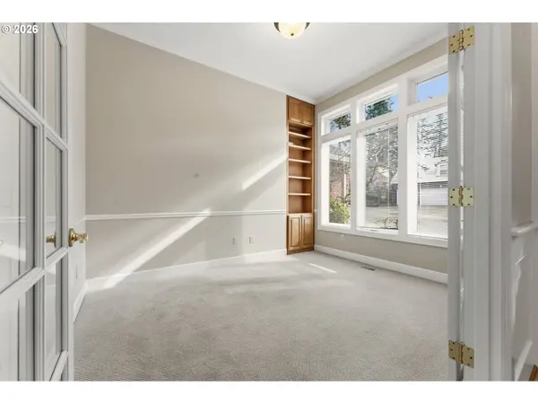 13979 NW GREENWOOD DR, Portland, OR 97229