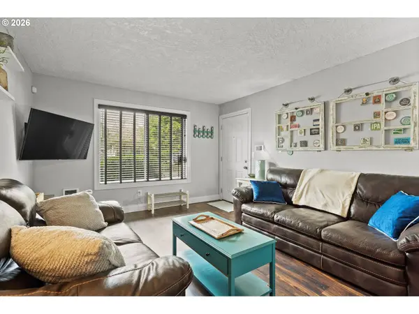 8065 N IVANHOE ST #9, Portland, OR 97203