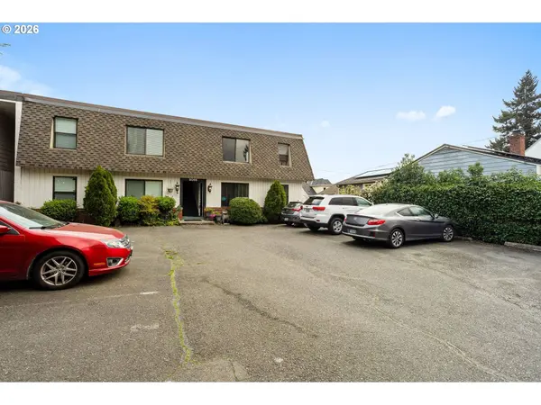 8065 N IVANHOE ST #9, Portland, OR 97203