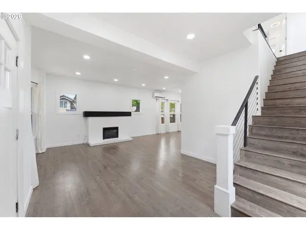 30 NE 143RD AVE, Portland, OR 97230
