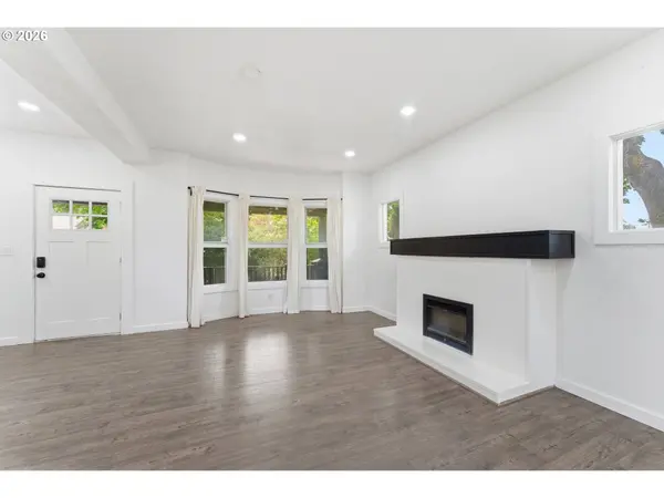 30 NE 143RD AVE, Portland, OR 97230
