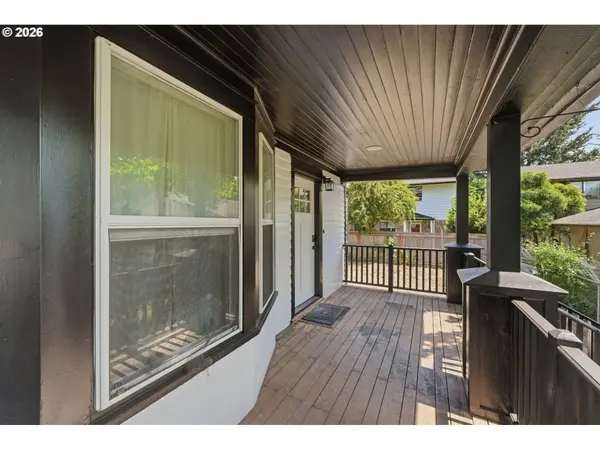 30 NE 143RD AVE, Portland, OR 97230