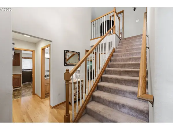 2675 NE CLEVELAND AVE, Gresham, OR 97030