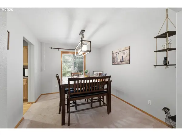 2675 NE CLEVELAND AVE, Gresham, OR 97030