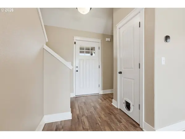 967 E 16TH ST, Lafayette, OR 97127