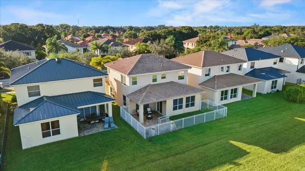 2903 SW Butterfly LN, Palm City, FL 34990