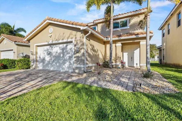 2903 SW Butterfly LN, Palm City, FL 34990