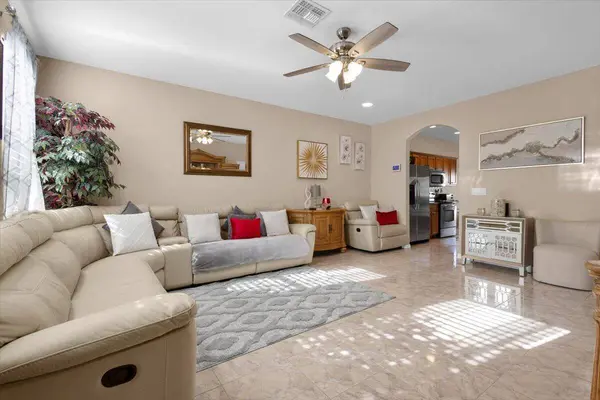 1888 SE High Springs DR, Port St Lucie, FL 34952