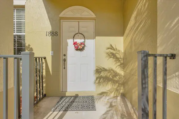 1888 SE High Springs DR, Port St Lucie, FL 34952