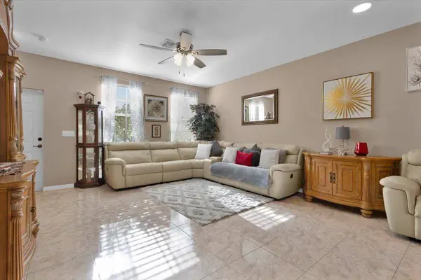 1888 SE High Springs DR, Port St Lucie, FL 34952