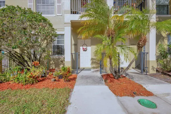 1888 SE High Springs DR, Port St Lucie, FL 34952