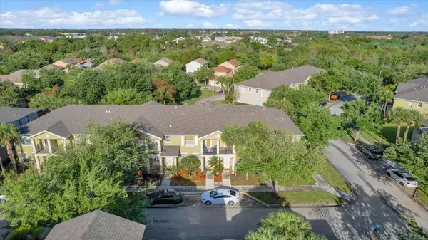 1888 SE High Springs DR, Port St Lucie, FL 34952