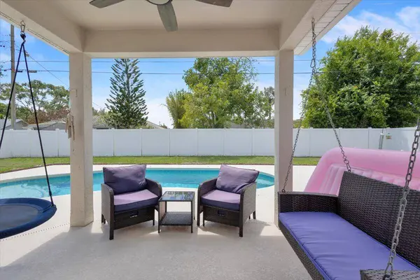 1532 SW Birkey AVE, Port St Lucie, FL 34953