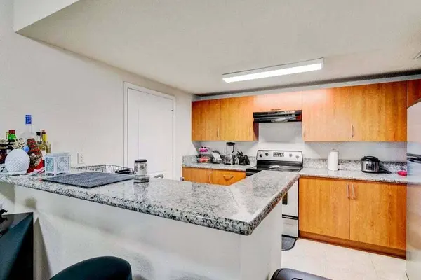 130 SW Peacock BLVD #16, Port St Lucie, FL 34986