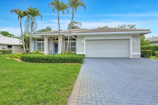 7714 SE Mammoth DR SE, Hobe Sound, FL 33455