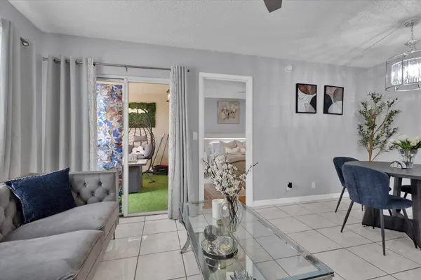 1529 SE Royal Green CIR #102, Port St Lucie, FL 34952
