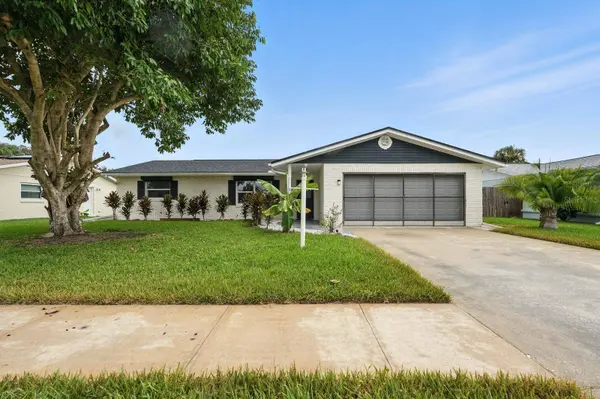 2937 CARRIAGE DR, South Daytona, FL 32119