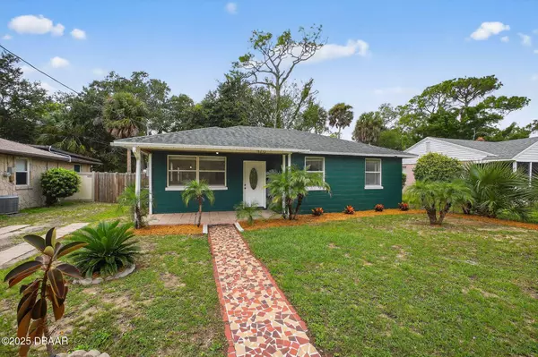 920 School ST, Daytona Beach, FL 32114