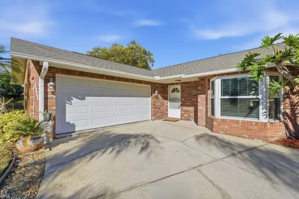 2911 ROYAL PALM DR, Edgewater, FL 32141